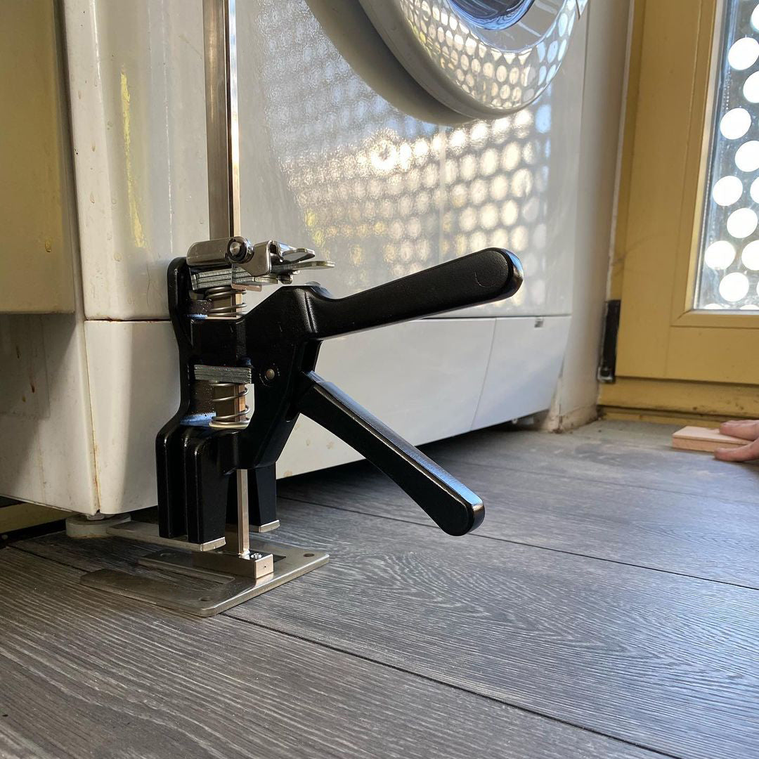 365Famtools™ Labor Saving Arm